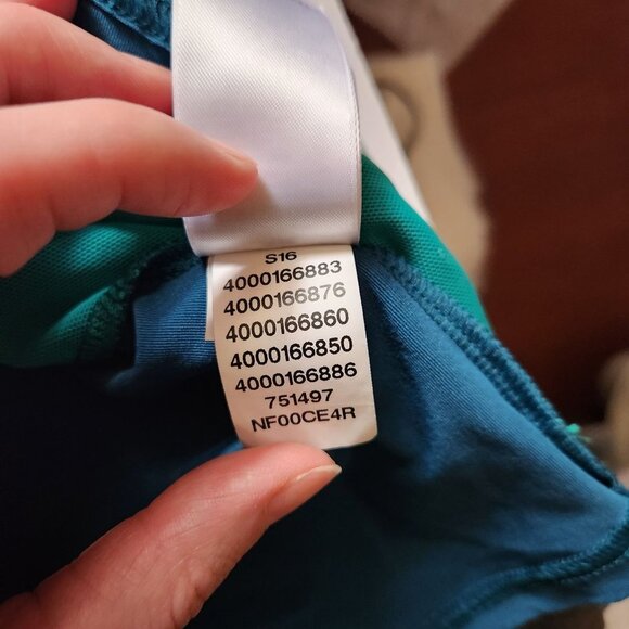 North Face Athletic Tank Top Teal Blue Zip Pocket Racerback Built in Bra - Picture 9 of 9